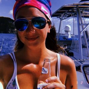 Meet your Posher, Kat